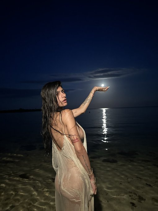 🌕💫 https://t.co/vRQDCMvWwc<a href="/tag/ad"class="tags"><span>#ad</span></a><a href="/tag/livebetting"class="tags"><span>#livebetting</span></a><a href="/tag/playresponsibly"class="tags"><span>#playresponsibly</span></a>