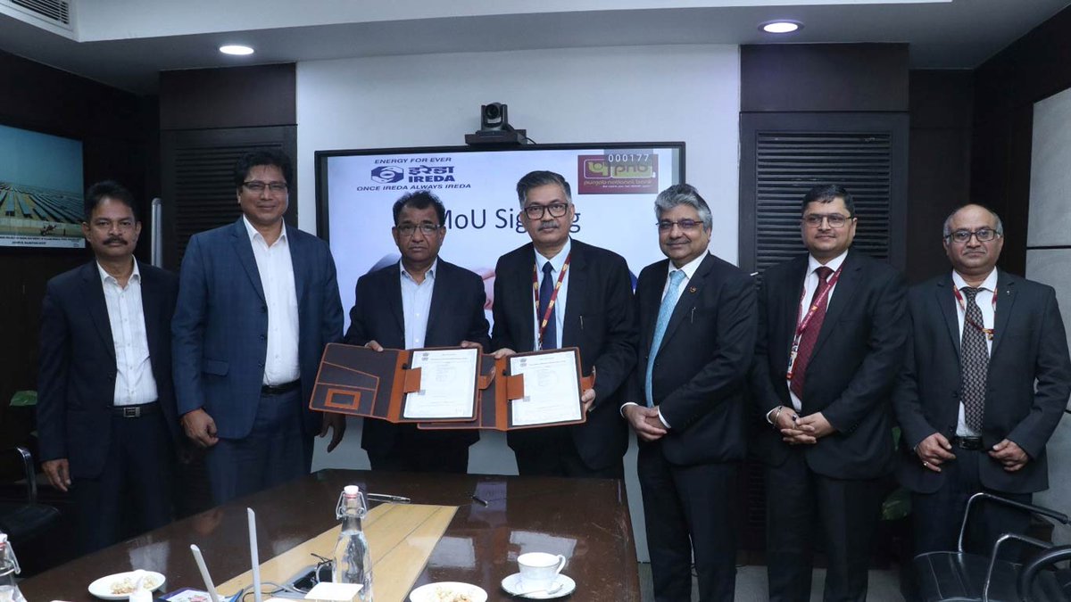 knnindia's tweet image. IREDA &amp;amp; PNB Team Up For Co-lending &amp;amp; Loan Syndication For Renewable #Energy Projects

#EnergySector #EnergyProjects #Loans #CoLending @IREDALtd @pnbindia

knnindia.co.in/news/newsdetai…