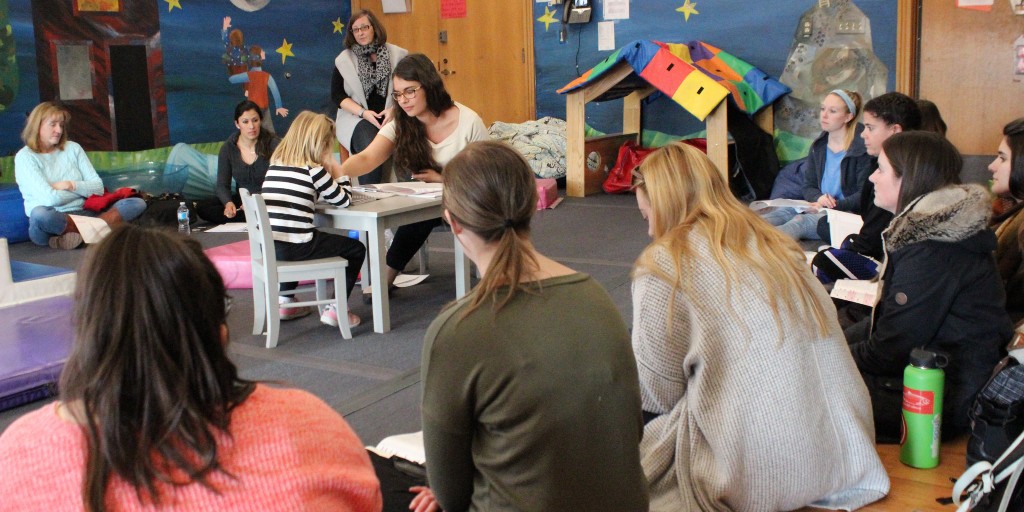 Interested in learning more about the MLIS@Denver courses? Explore our offerings here: bit.ly/3ROOs2w