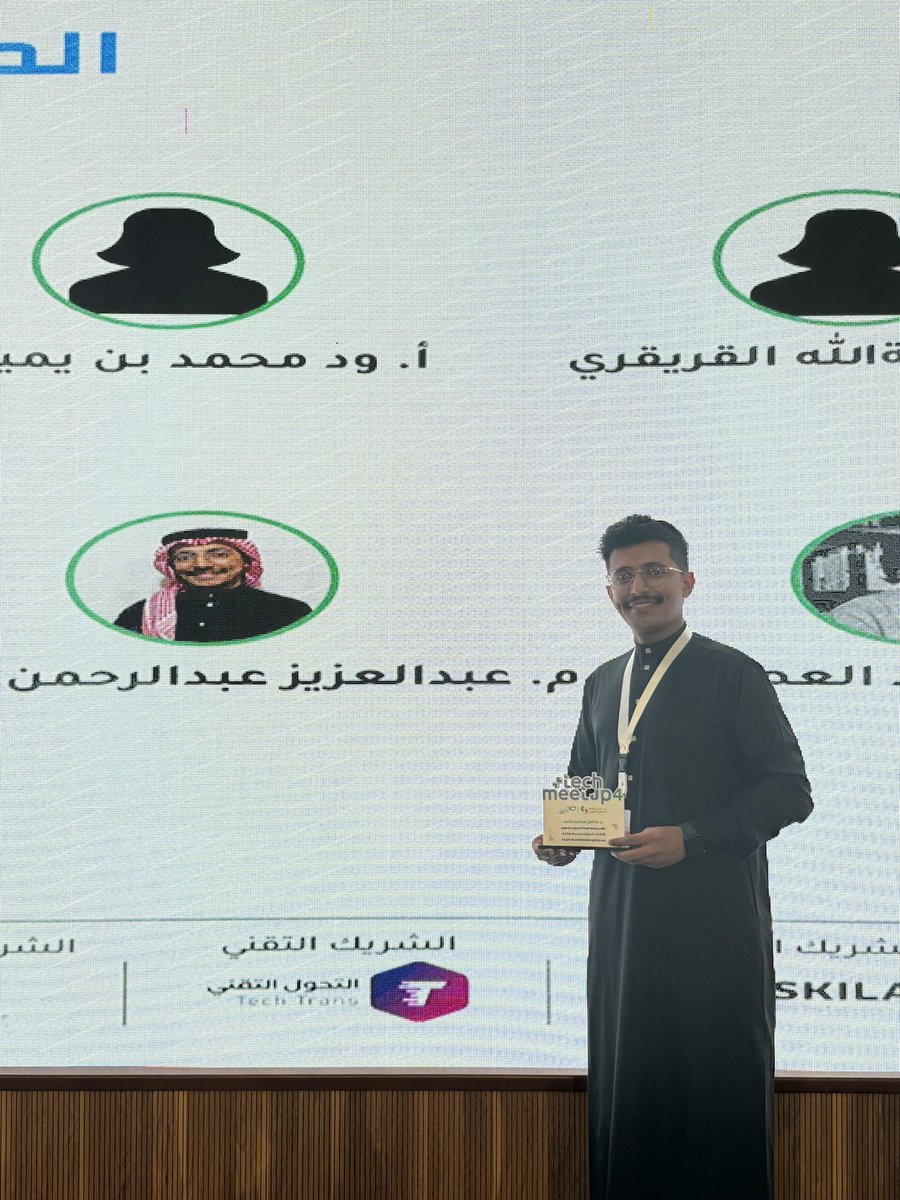 عبدالعزيز tweet media