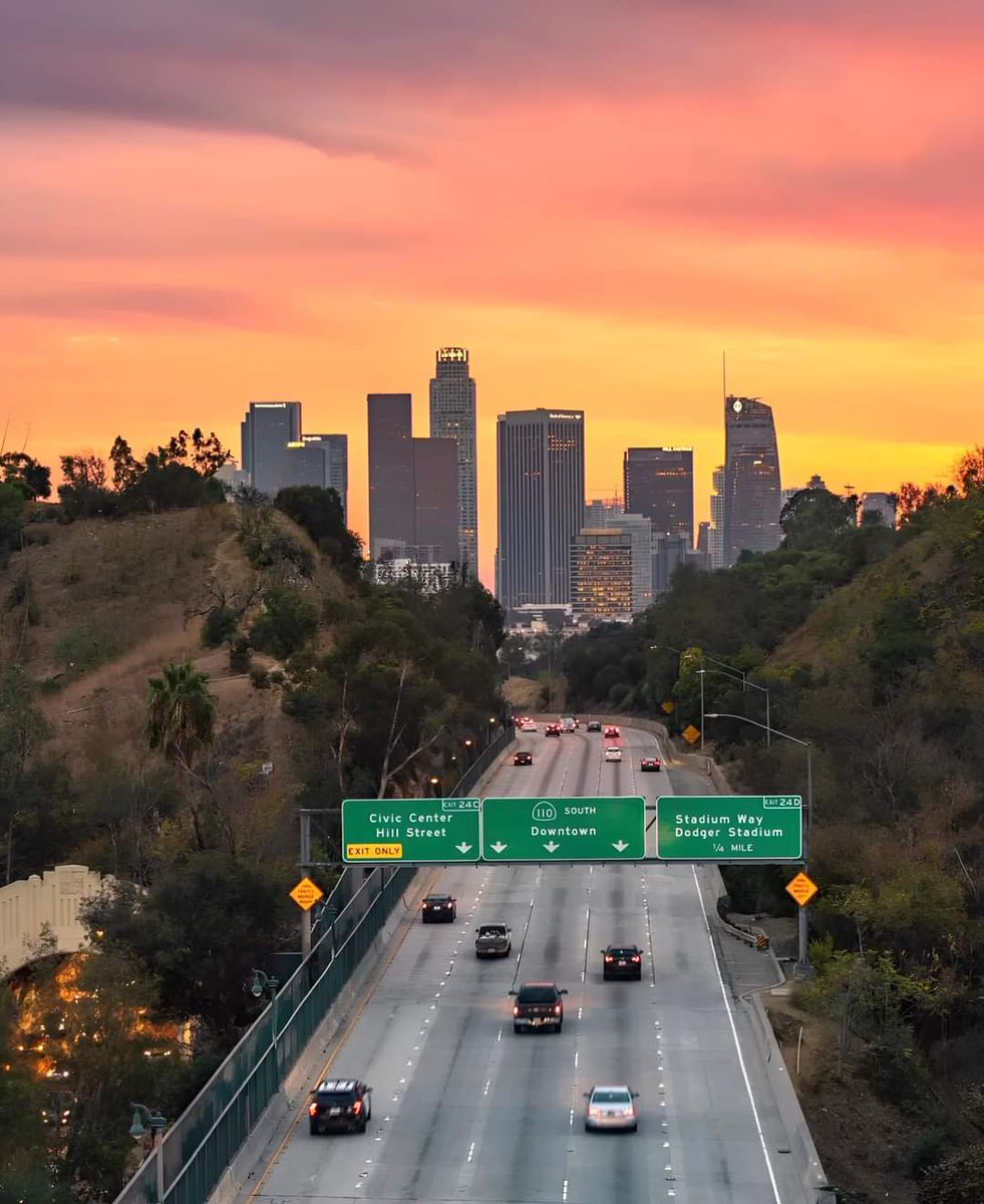 Taken by @gareths__life 📸

#losangeles #losangeles_gram #losangelesgrammers #losangelesfood #losangeles_city #losangelesphotographer #losangeles_la #la #cali #california #usa #usatravel #usaroadtrip