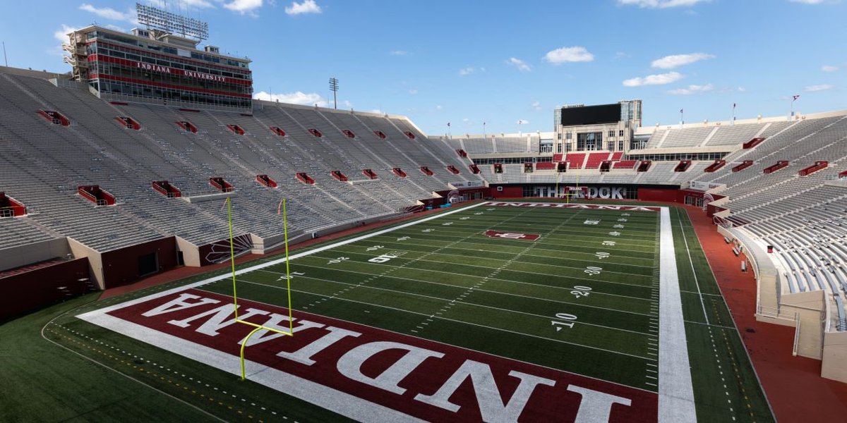 After a great conversation with <a href="/MattWilsonDPP/">Matt Wilson</a> I’m honored to receive a PWO to Indiana University! Grateful for the opportunity!
<a href="/NCHSPanthersFB/">North Central Football</a> @CoachHartNC <a href="/CoachKingHaze/">Edward J Hazelett</a>