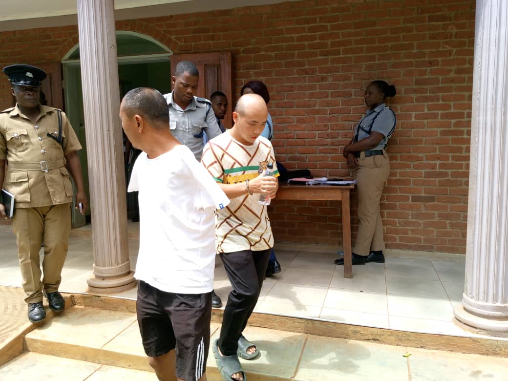 PatrioticMedia1's tweet photo. MALAWI: CHINESE NATIONALS ARRESTED FOR TRAFFICKING WOMEN TO SOUTH AFRICA!
Three Chinese nationals, Zhang Qung, Yan Zhou and Mian Chen were sentenced to six years each for trafficking women and children to South Africa. https://t.co/ZMMKrHiqug
