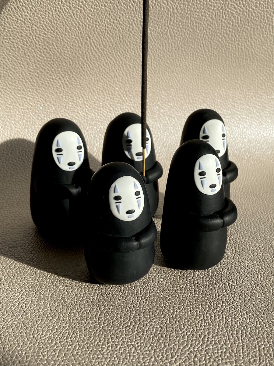 softbbyasmin's tweet photo. no face incense holders!! now available! different shapes &amp; sizes, picked randomly. €33 per piece. 
🚨 ONE is already sold!! lmk if you want to order 🥰♥️

https://t.co/iXQyFVnHNv https://t.co/56G2naVOka