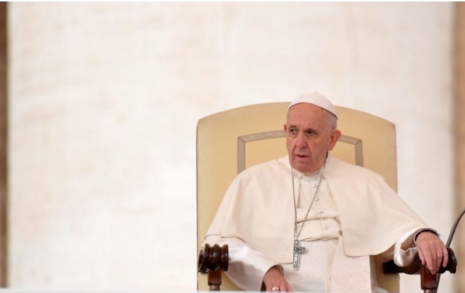 Increíble, el Papá Francisco en 2023 nombró al Juez Urrutia en comité como defensor de los Derechos Sociales y la Doctrina Franciscana para Latinoamérica. El mismo juez que da beneficios al Tren de Aragua..🤦🤦
Apoyas este nombramiento del Papá❓