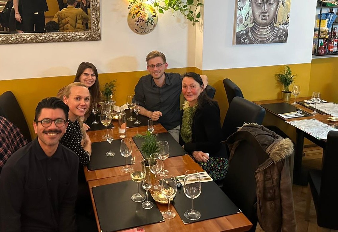 Leonard Steg (@leocsteg) on Twitter photo Started the week with a highlight! <a href="/katielunnon/">Professor Katie Lunnon</a> visited HiFo to give a seminar on her work.
Finally we could catch up, i.e. about my lovely former colleagues from <a href="/Dementia_Omics/">Dementia Genomics Team</a> and their achievements.
Wrapped up with dinner with <a href="/IsabelleMMansuy/">Isabelle M Mansuy</a> <a href="/RodrigoArzt/">Rodrigo Arzate-MejĆa</a> <a href="/MariaDimitriu3/">Maria Dimitriu</a> Started the week with a highlight! <a href="/katielunnon/">Professor Katie Lunnon</a> visited HiFo to give a seminar on her work.
Finally we could catch up, i.e. about my lovely former colleagues from <a href="/Dementia_Omics/">Dementia Genomics Team</a> and their achievements.
Wrapped up with dinner with <a href="/IsabelleMMansuy/">Isabelle M Mansuy</a> <a href="/RodrigoArzt/">Rodrigo Arzate-MejĆa</a> <a href="/MariaDimitriu3/">Maria Dimitriu</a>