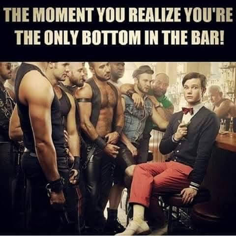 MelrosePlace92's tweet photo. I'm sorry but I can't stand ,@DarrenCriss he acts like he was the 1st gay character on #Glee when he was not !!! @chriscolfer will always be the OG #Darren was just hired to be #Kurts boyfriend  and. That's it @gleeofficial https://t.co/42XWeipvrY