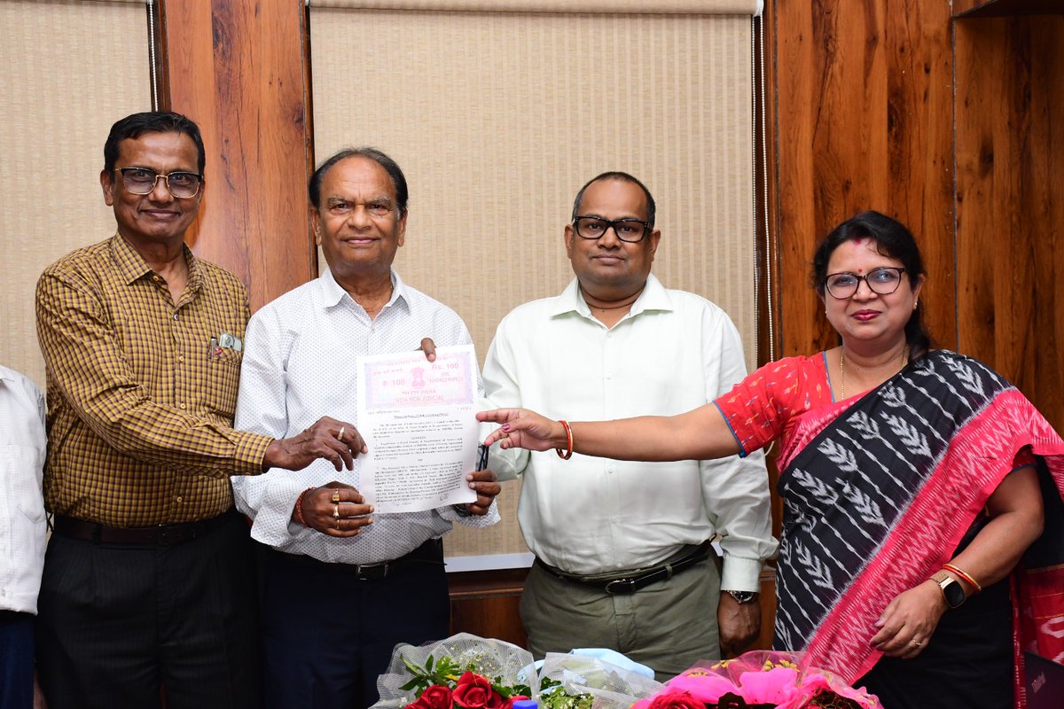 SSEPD2's tweet image. Signing of Memorandum of Understanding (MoU) with Bharatiya Vidya Bhavan,Bhubaneswar today  in presence of Principal Secretary, SSEPD Department for imparting Skill Development Training to PwDs. @CMO_Odisha @Ashokpandabbsr @BPSethi #BCCM #SSEPD #EmpoweringPwds #DisabilityWelfare