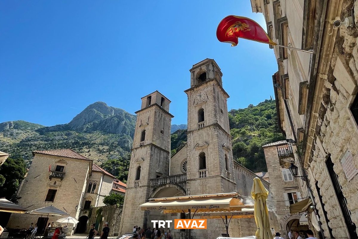 Kotor - Karadağ

1979'da UNESCO Dünya Mirası Listesi'ne giren şehir, yaklaşık 300 yıl Osmanlı hakimiyetinde kaldı.