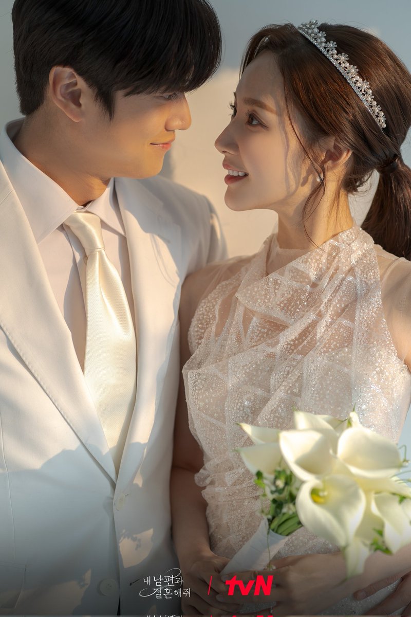 pmybean's tweet photo. these pics are insanely beautiful. our most beloved mr and mrs yoo ❤️ https://t.co/3Deiwh5K6Y