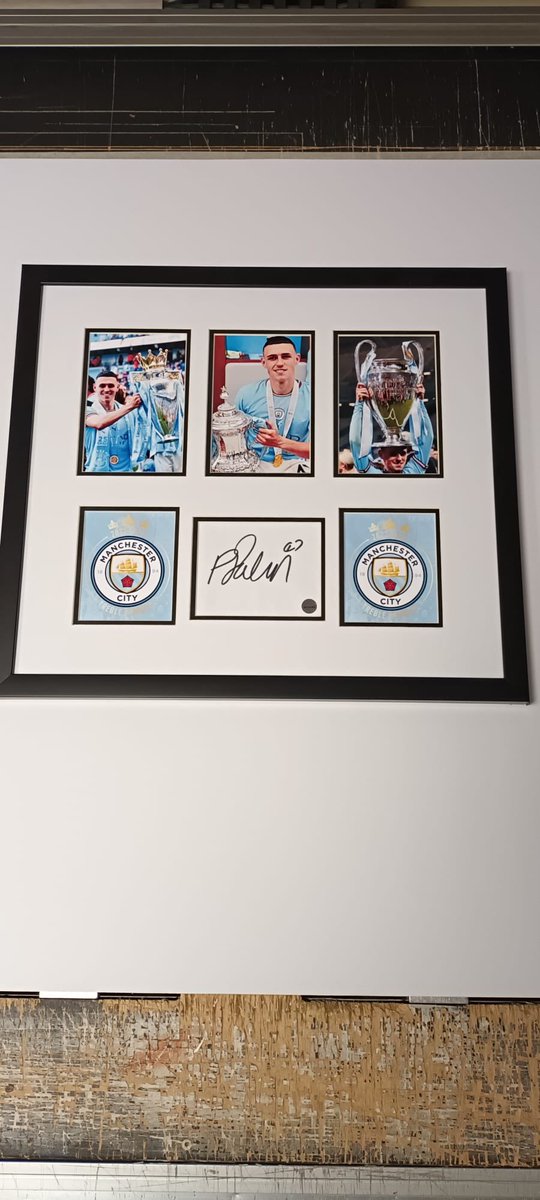 EvansAevans1286's tweet photo. All hand signed and come with COA 💙£95 each 

3 x Haaland 
5 x Foden 
4 x grealish 
1 x Rodri 
2 x walker 
5 x Alvarez 
2 x pep 
6 x KDB 
4 x ederson 
4 x Dias 
2 x Doku 
4 x silva https://t.co/Ei7M5AgB9D