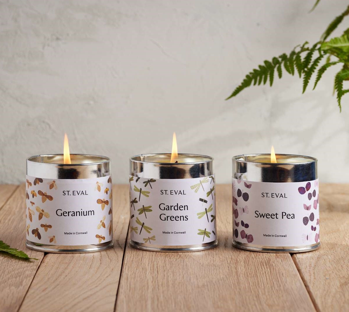 We take a closer look at how long it takes to burn St Eval candles and what factors can affect their burn time. homeandbay.co.uk/blogs/news/how…