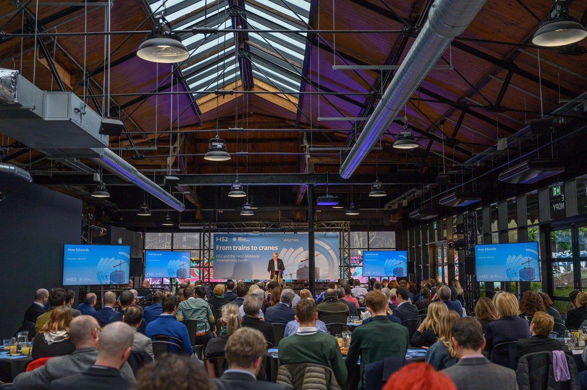 SophieZumbe's tweet photo. Pinch me moment in Digbeth this morning launching our latest economic research with Steven Knight in tow.
Local people, investors and businesses play a vital role in seizing the opportunities HS2 presents.
📕https://t.co/wzR6mTjZV4
#HS2ITWM https://t.co/hk0QivtkKJ