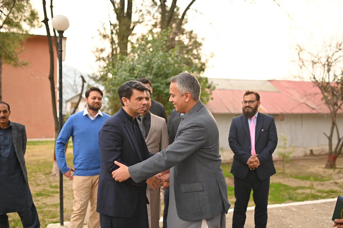 Ministry of Overseas Pakistanis & HRD tweet media