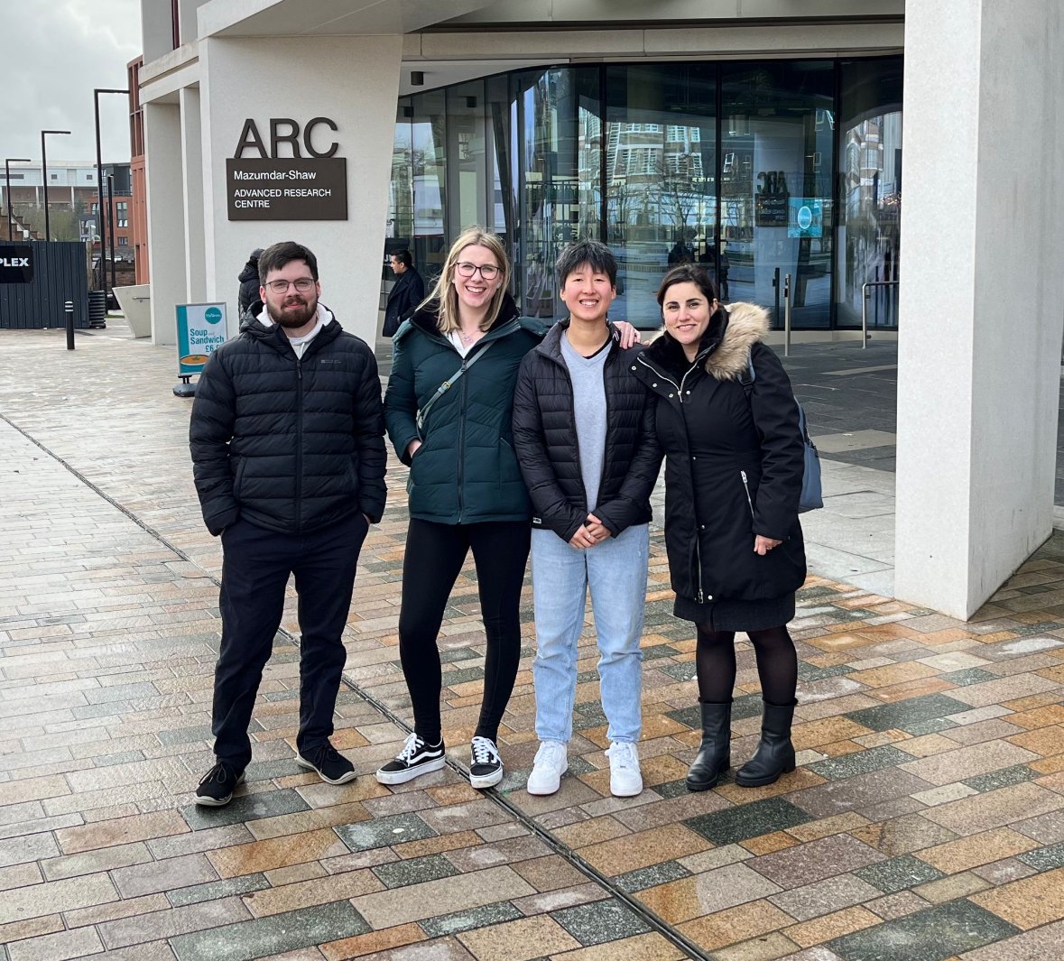 Arran, Rachael, Harmony and Aurora looking thrilled to attend the kick-off meeting for the SFC funded Alliance for Research Challenges in Quantum Technologies at the ARC, University of Glasgow. 😃 @HWU_Physics @UofGlasgow @QuantIC_QTHub @QCommHub