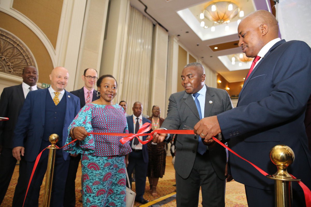 CzudekRene's tweet photo. Today, @FAOBotswana hosts an insightful gathering marking the end of the #STOSAR project & launch of Business Expo. Pleased to have amongst us the Minister of Agriculture🇧🇼Hon Fidelis Molao,FAO Sub-Regional Coordinator @PatriceTalla , @SADC_News, @EU_Partnerships & other partners https://t.co/FAPFTZj88K