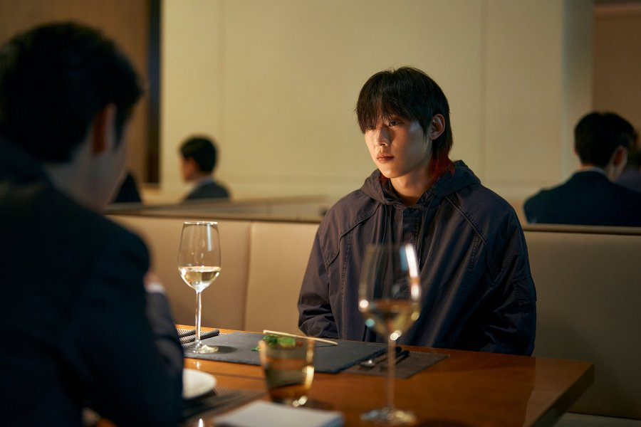 sungcheolbr's tweet photo. 🎬 | Confira  a primeira imagem de Kim Sung Cheol como "Jjing Ppoet King" no seu próximo filme, #CommentUnit!
- 
[#] #KimSungCheol 김성철 #김성철 #댓글부대 • @React_evt https://t.co/5FLWOH4gx9