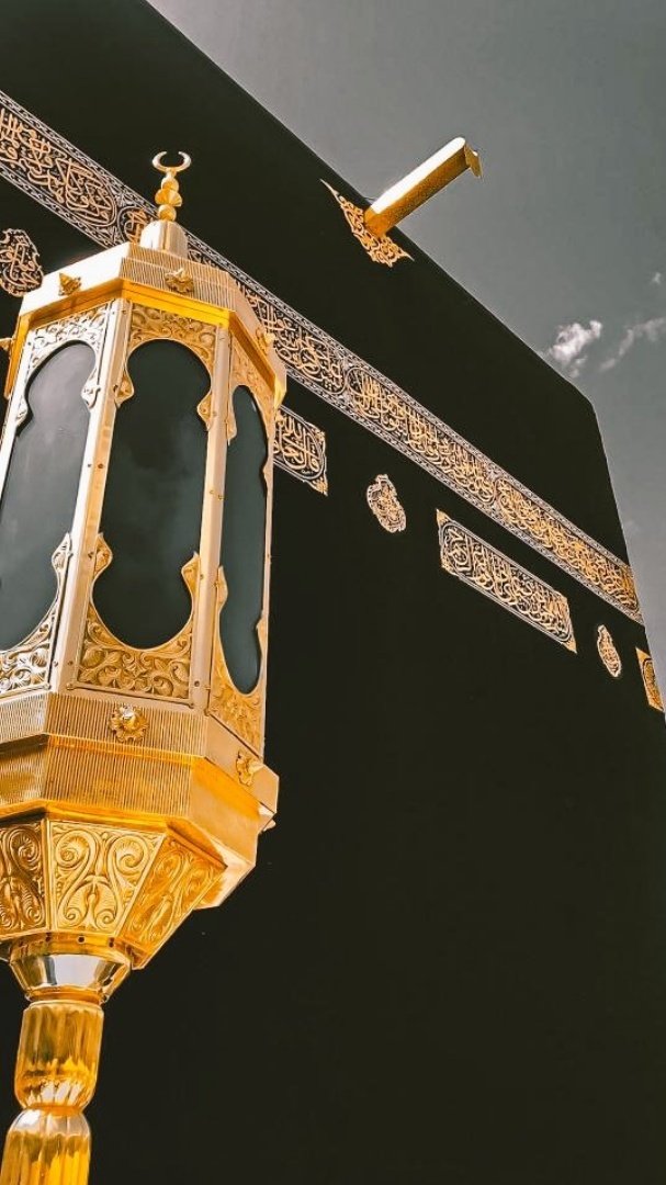 zeropoint's tweet image. لَآ اِلٰہَ اِلَّا اللّٰہُ وَحْدَہٗ لَاشَرِیْکَ لَہٗ،
لَہُ الْمُلْکُ وَلَہُ الْحَمْدُ وَھُوَ عَلٰی
کُلِّ شَیْءٍ قَدِیْرٌ