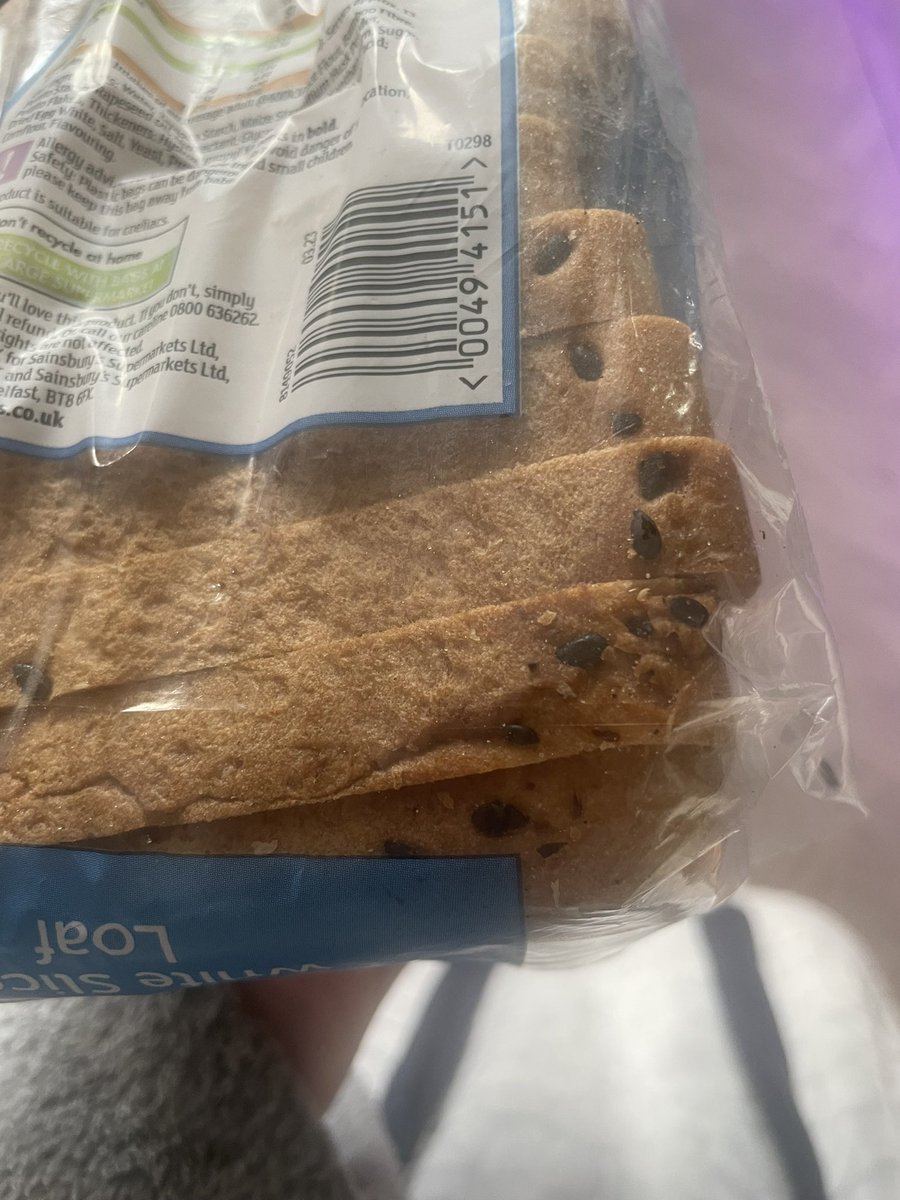 ClaireKingsmill's tweet photo. @sainsburys hi Sainsbury’s, could you shed some light on what these are in my gluten free white loaf please? Just wondering cos I didn’t see them in the last one? https://t.co/9AHrS8t3R1