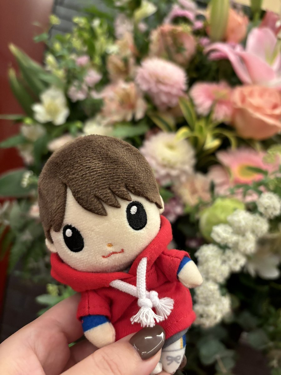 sz1030vicss's tweet photo. こちらのアカウントお久しぶり！
推し活捗っておりますぇ！
4月からの舞台もかっ飛ばすでぇえええ！ https://t.co/xdr4cbjEGm