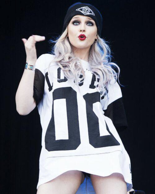 perrie pics❤️🔥 tweet media