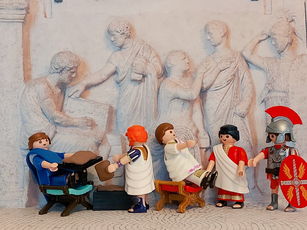 A recreation of the census scene from the Altar of Domitius Ahenobarbus for #internationallegoclassicismday2024
#internationallegoclassicismday #ilcd24 #ilcd2024