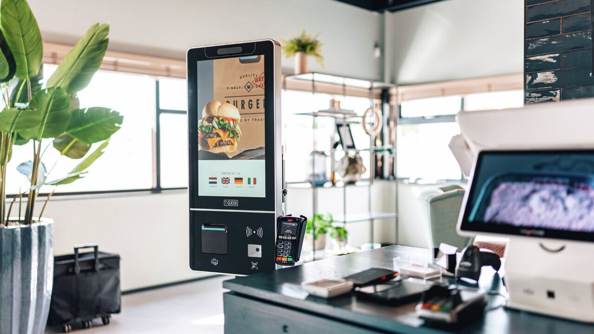 Bezorgsupport's tweet image. In onze showroom vind je alle modellen van de HioPos systemen. Als je je aan het oriënteren bent op een nieuw systeem ben je uiteraard van harte welkom om langs te komen!👋🏻