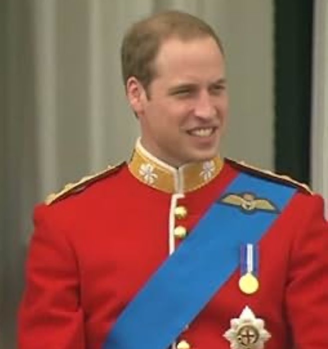 ShaykhSulaiman's tweet image. BREAKING: PRINCE WILLIAM SPEAKS OUT ABOUT THE LOSS OF LIFE - “IN THE DARKEST HOUR, WE MUST NOT SUCCUMB TO DESPAIR"

“I remain deeply concerned about the terrible human cost of the conflict in the Middle East since the Hamas terrorist attack on 7 October. Too many have been