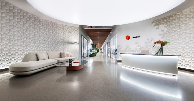 ProsekPR's tweet photo. Our NYC office has moved! Find us now at 28 East 28th Street and Madison Avenue, in the heart of NoMad. Our new flagship space was designed to meet Jennifer Prosek’s vision of a workplace that is “better than home.”

We look forward to hosting you soon! Learn more below ⬇️