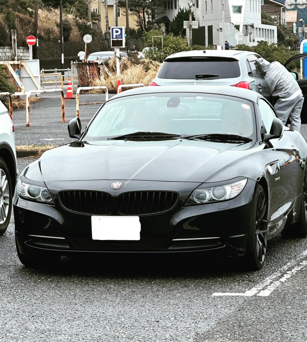 Maaaaa_chan458's tweet photo. さよなら👋Z4
下取業者さんに引き取られて行きました
オープンカー面白かったです

#腕時計魂 #watchlife 
#Rolexlover #rolexlife 
#Rolex #rolexdaytona #daytona #cosmographdaytona #cosmograph 
#ロレックス #ロレックスデイトナ #デイトナ 
#コスモグラフデイトナ 
#bmw #e89 #z4 #bmwz4 https://t.co/8ajrtV2wP2