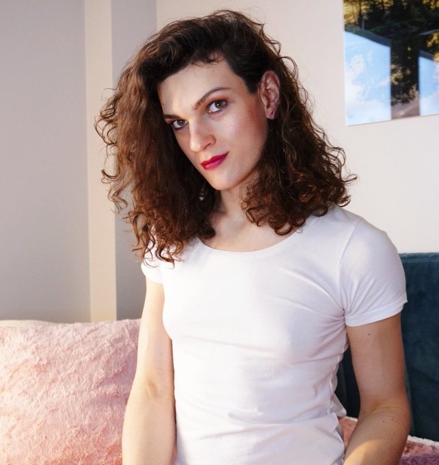 Do you wanna see me naughty? https://t.co/l8KNrYtEBT https://t.co/832lMoYcR3