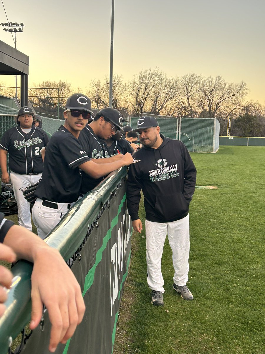 PfConnallyBSB's tweet photo. Some of the views from Opening Night for Cougar Baseball! Kids played hard and came out with a pair of wins. @PfISDAthletics @JBConnallyHS https://t.co/gKYcNt0mGz