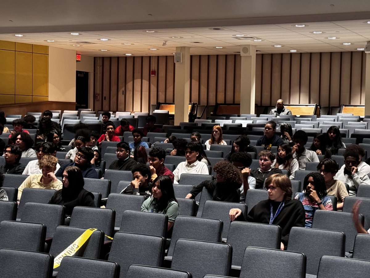 Honors Assembly for Marking Period 2! Congrats to our scholars for doing a phenomenal job! ⁦@RedClaySchools⁩ ⁦@teamredclay⁩