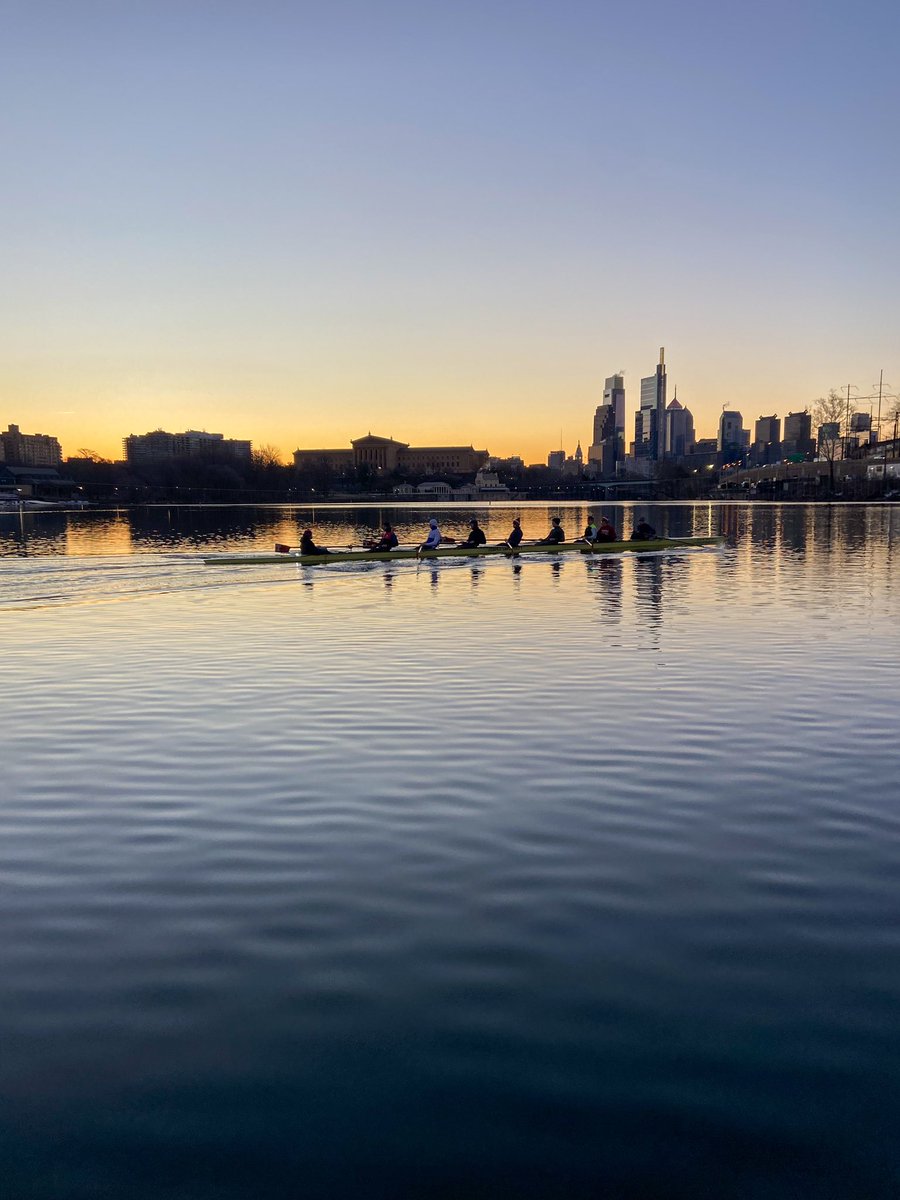 Temple_MCrew's tweet photo. Go Owls! @Temple_MCrew
#Philadelphia
#schuylkillriver
#templecrew https://t.co/eDQnfkIdmr