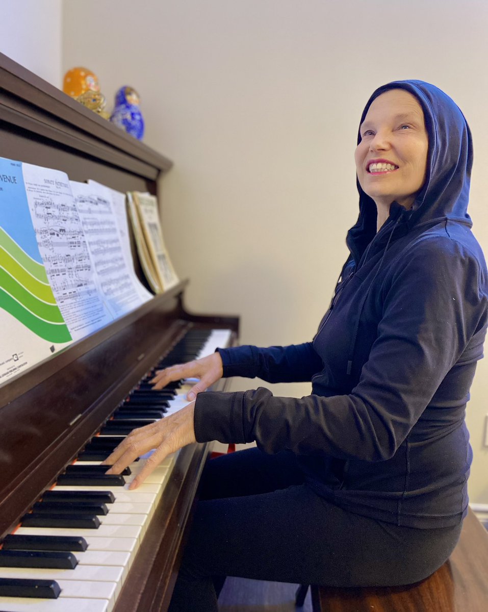 Wishing everyone goodness and kindness to start your week. While cancer and treatment is hard, I am grateful for the tireless work of doctors, researchers, nurses and healthcare professionals who make each step forward possible. I can play my piano again!