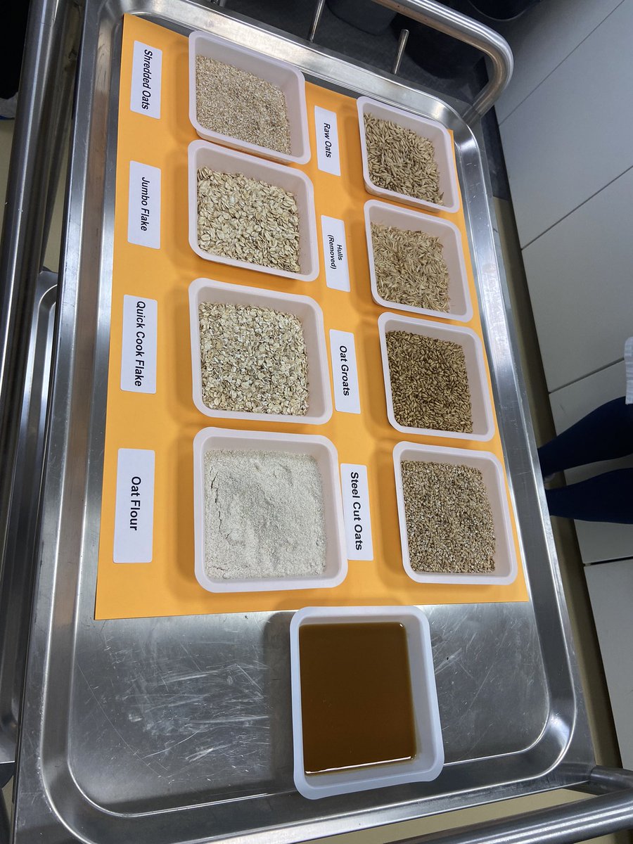 tirlan_'s tweet photo. Tirlán’s high quality grains portfolio now goes into snack bars and drinks worldwide. Our Grain Award Winners got the opportunity to see the raw ingredients move through our high spec Oat Mill #IrishGrain #Sustainability https://t.co/HBGFG3FaA7