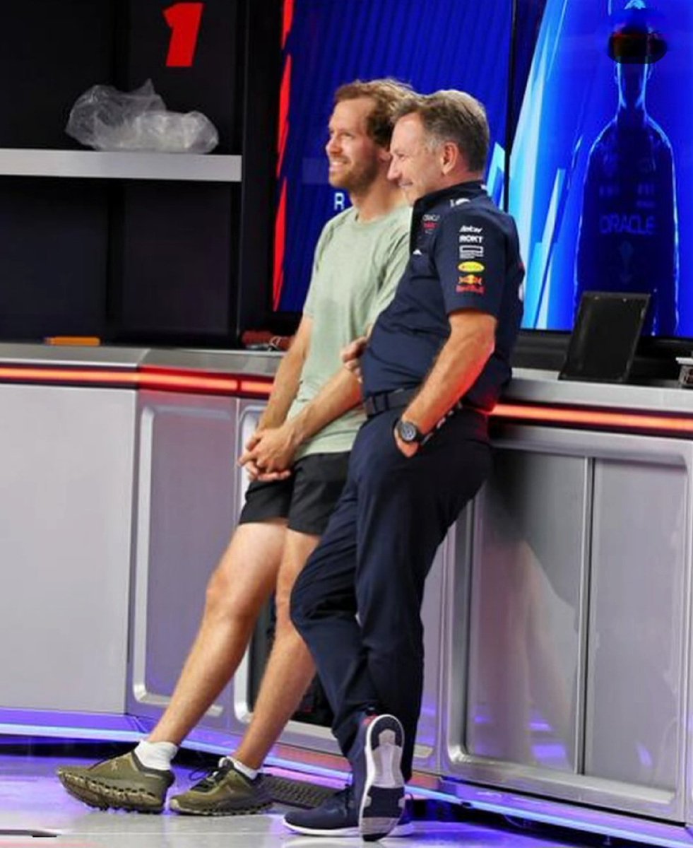 VettelSeb05's tweet photo. A short thread of Sebastian wearing SHORT shorts :) https://t.co/dBct3cbENR
