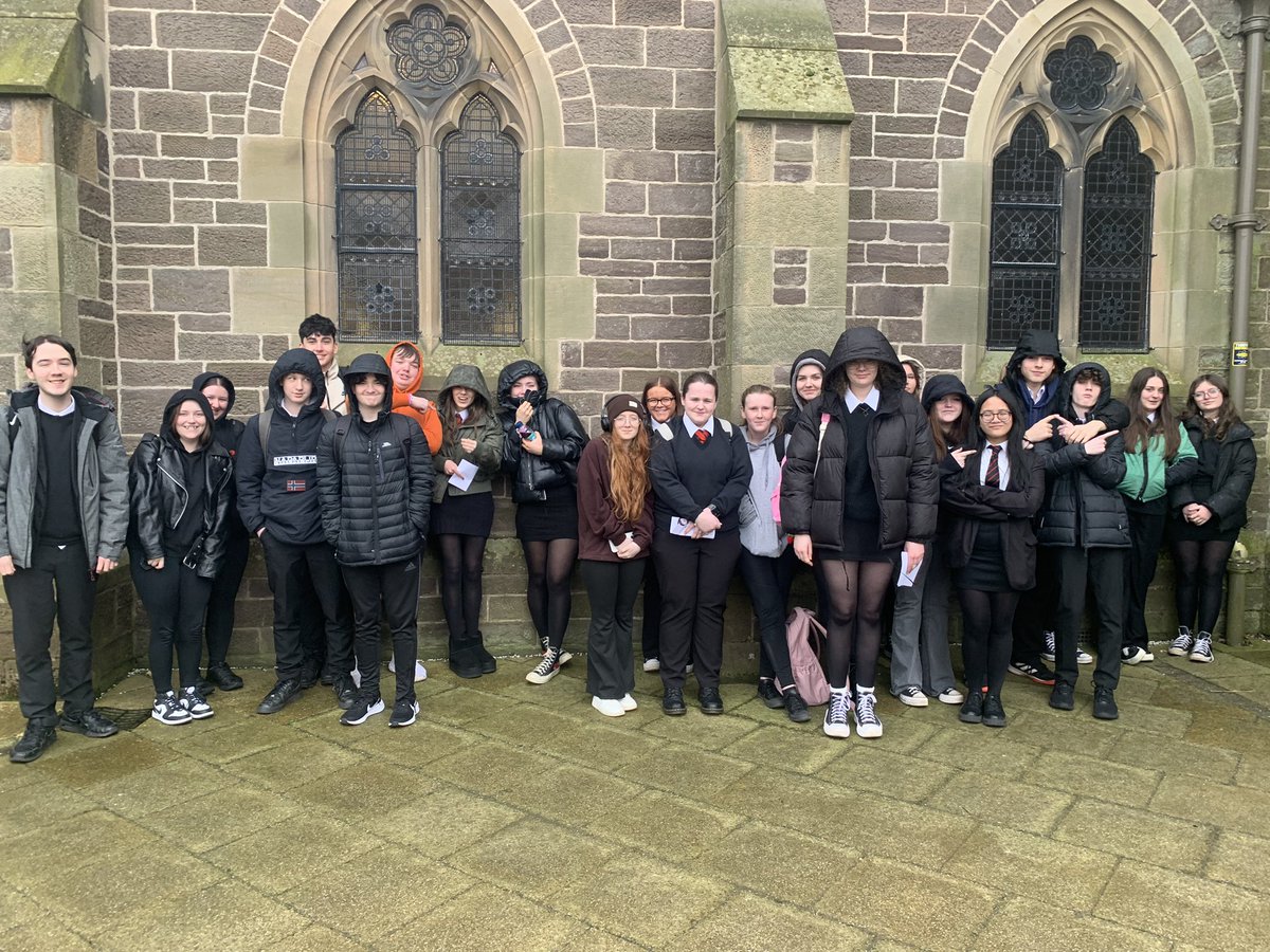 LHSExpressArts's tweet image. An afternoon of Bach and Mozart with our N5, Higher and AH pupils! Thank you to the @RSNO for having us! 🎻🪈🎹🎺