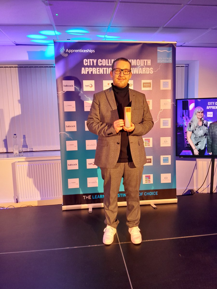 Amazing night with City College Plymouth and one of our Apprentices Nathan, managed to score the top award for Apprentice of the year Level 2. Well done @TeamUhpt <a href="/UHP_NHS/">University Hospitals Plymouth NHS Trust</a> <a href="/DerrifordNurses/">UHP Nursing 💙</a> <a href="/CityCollegePlym/">City College Plymouth</a>