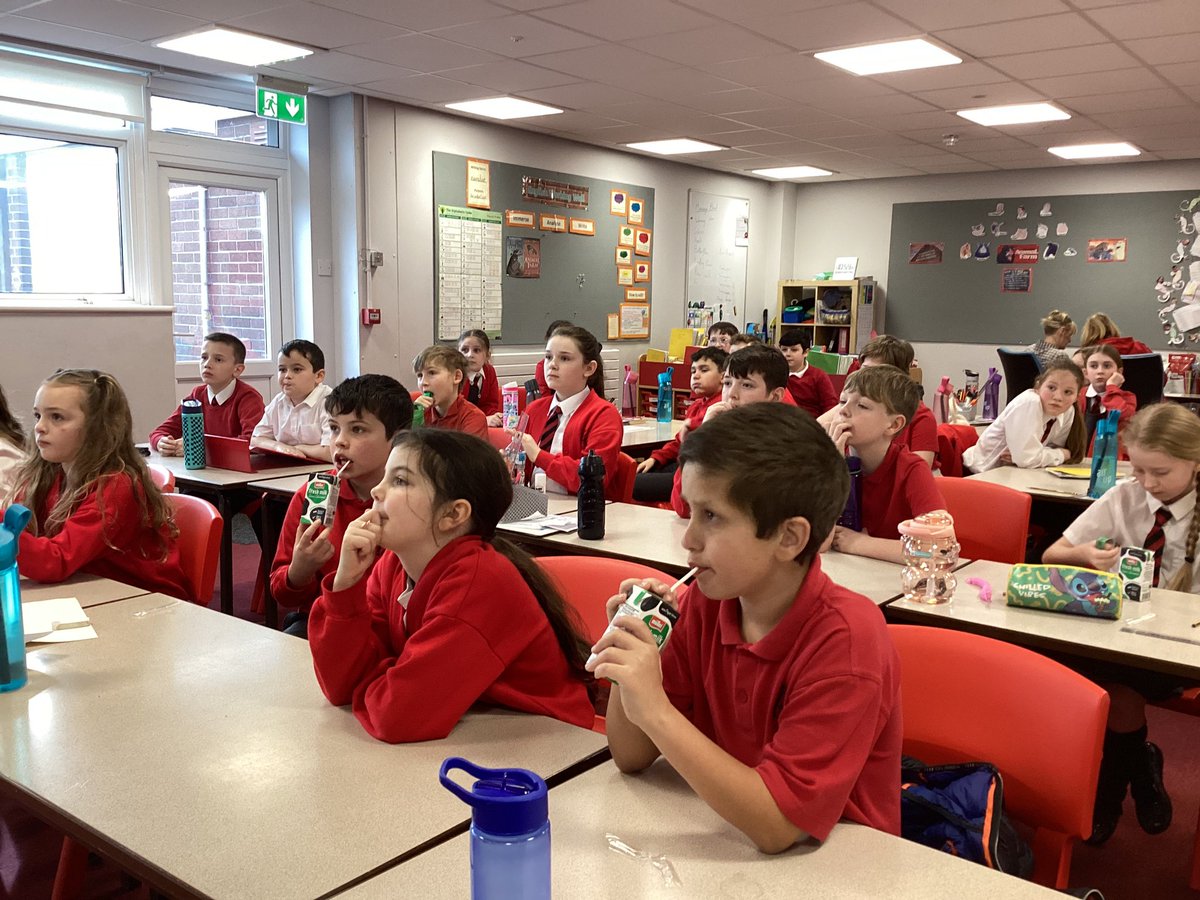 AshKnotty's tweet photo. Year 5 have also been exploring rail safety in class and were really moved by Harrison’s story. They took lots of really important information from this video. @RSFIUK https://t.co/LDL1TN25R3