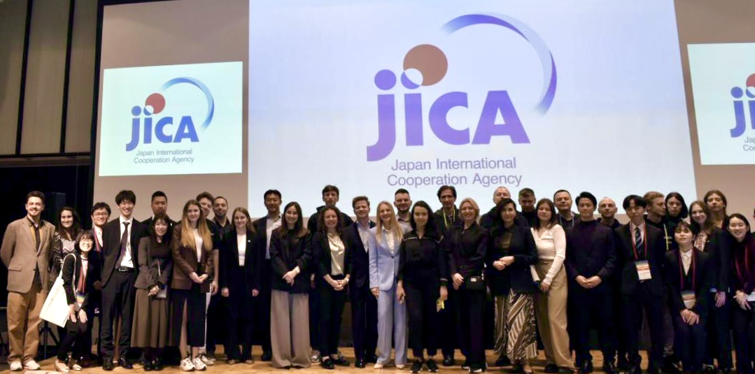 Greetings from Tokyo!
For the first time, #EsperHand was presented in Japan – the land of incredible engineering and design.

We appreciate the warm reception towards our advancements in robotics – and are happy to establish new connections at the top-notch <a href="/jica_direct/">JICA 国際協力機構</a> event.