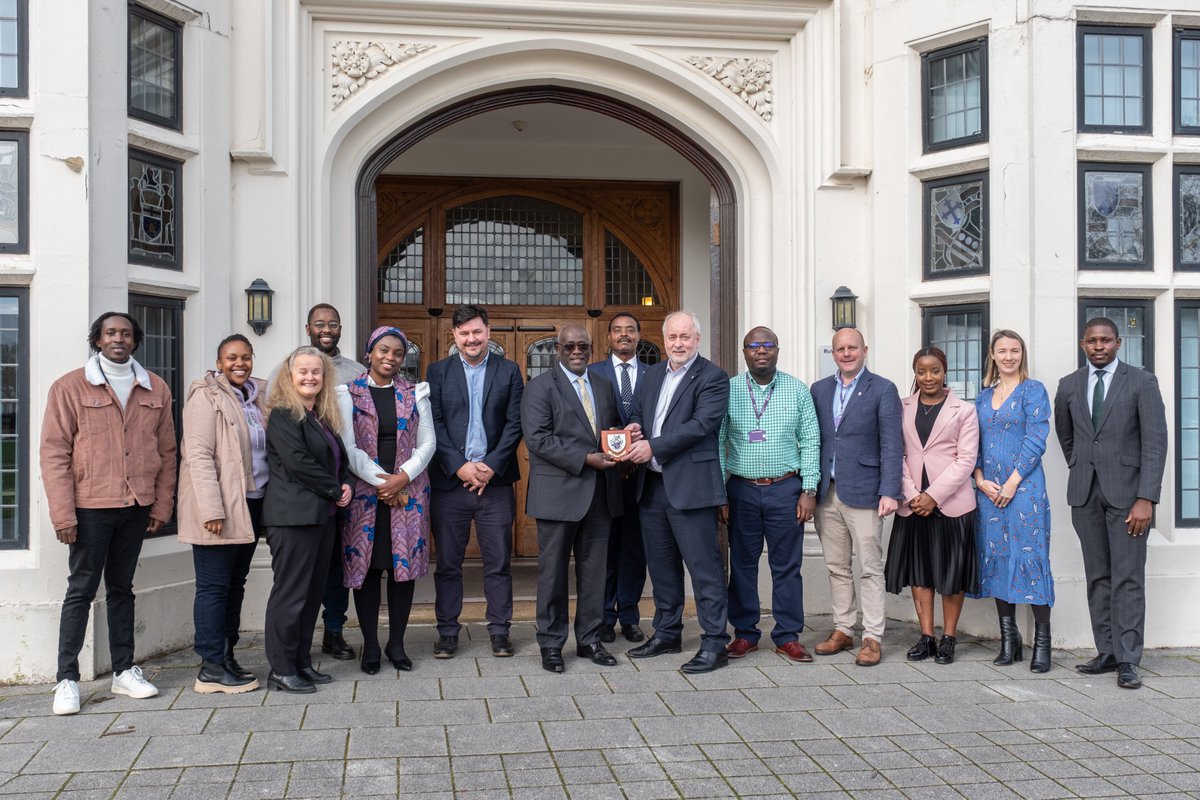 Delighted to host <a href="/MEsipisu/">Amb. Manoah Esipisu EBS</a>, Kenya's High Commissioner to the UK, <a href="/lborouniversity/">Loughborough University</a> today. Good discussions with our Kenyan students and staff, and our  regional envoys <a href="/hibbah22/">Hibbah A. Osei-Kwasi (RNut), PhD</a>  <a href="/sholarbabar/">Dr 'Sola</a>. Many exciting opportunities!