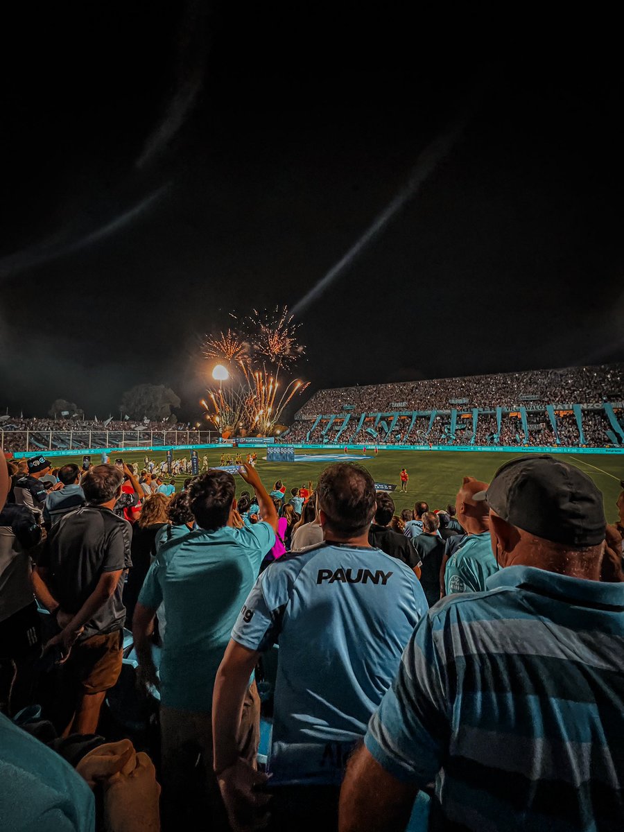 “Nos mereciamos un poco mas, toda esta gente que mira como lleno el estadio como alienta sin dudas, estamos muy agradecidos”

✍🏻Ulises Sanchez🏎️