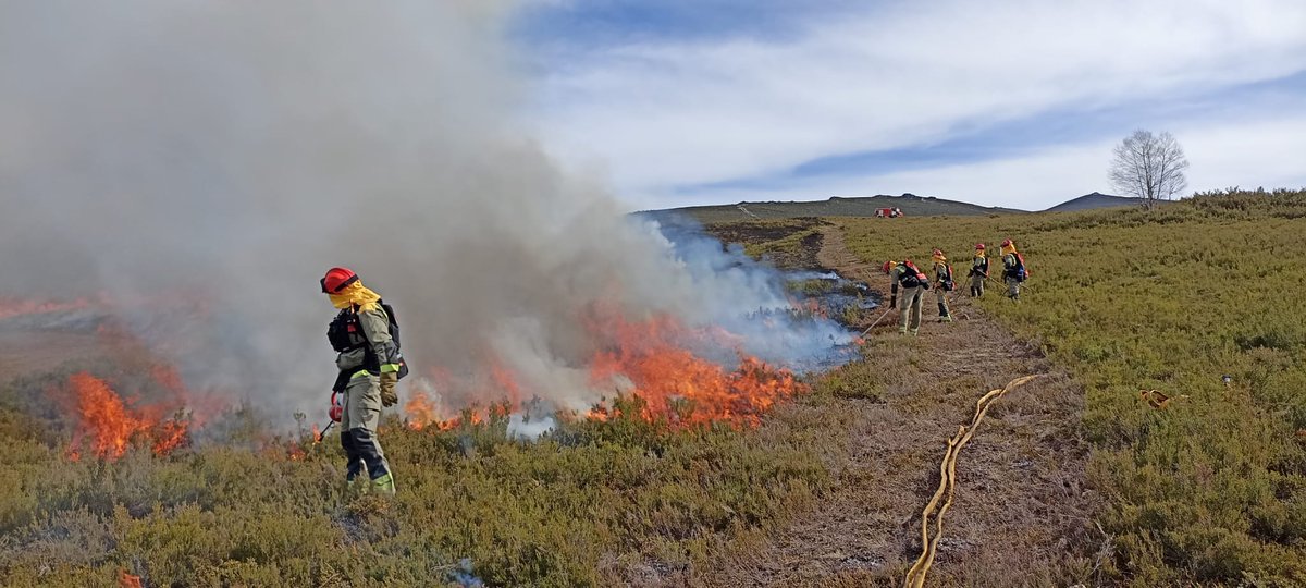 BaseBarco's tweet image. Quema prescrita en Vilanova- A Veiga.