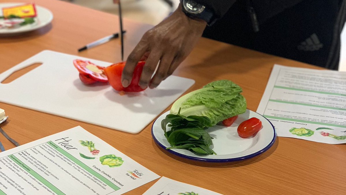 TastEd (@tastedfeed) on Twitter photo Crunchy, crunchier, crunchiest? 🥕🍎🥬
We had a great time exploring veg & fruit with <a href="/NewhamLondon/">Newham London 💙</a>'s #HAF providers today. Equipping them with activities they can use to increase children's willingness to try new foods during the Easter hols and beyond. #sensoryfoodeducation Crunchy, crunchier, crunchiest? 🥕🍎🥬
We had a great time exploring veg & fruit with <a href="/NewhamLondon/">Newham London 💙</a>'s #HAF providers today. Equipping them with activities they can use to increase children's willingness to try new foods during the Easter hols and beyond. #sensoryfoodeducation