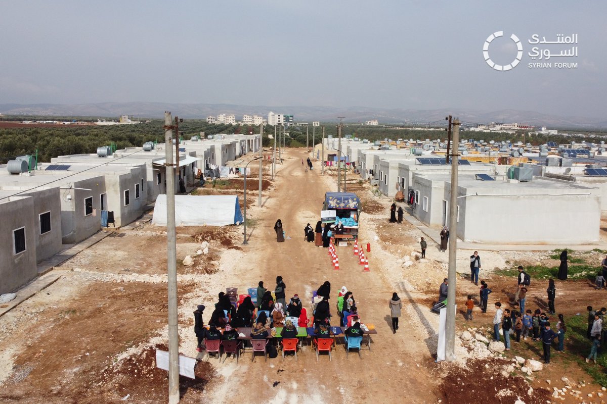 Ihsan_R_D's tweet photo. لتأمين المستلزمات اليومية لأكثر من 1,800 مستفيدة، قامت فرقنا بالتعاون مع @UNFPA بتوزيع سلل نظافة شخصية في #جنديرس بريف حلب الشمالي.
#تركيا #سوريا #المنتدى_السوري #إحسان #مخيم #استجابة #توزيع #حلب #نساء #فتيات
#ihsan_rd #Syria #SyrianForum #camp #hygiene #women #personal #Aleppo https://t.co/jyHdsMOZje