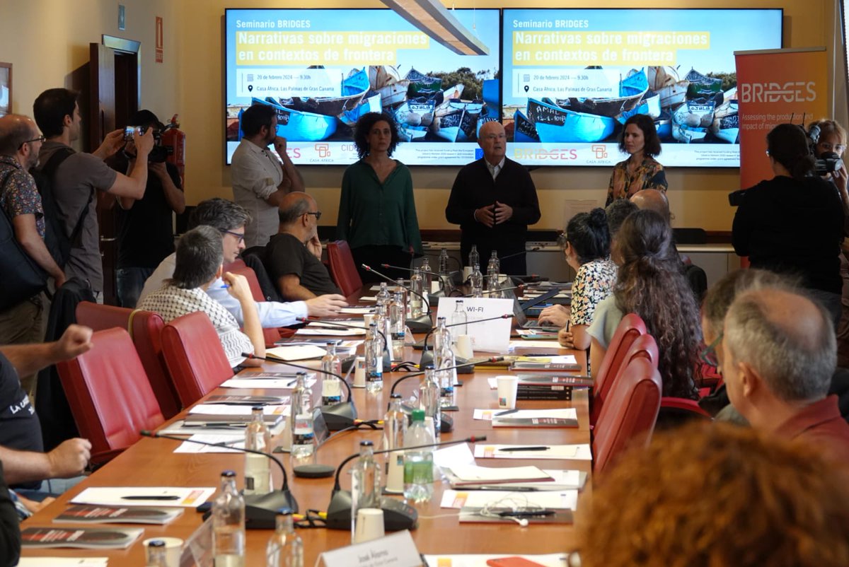 How can we talk about migration in the current context of increasing politicisation? Today, BRIDGES researchers presented the main results of the project and discussed with policymakers and entities in a seminar in Gran Canaria, organised by <a href="/CidobBarcelona/">CIDOB (Barcelona Centre for International Affairs)</a> with <a href="/Casaafrica/">Casa África</a>