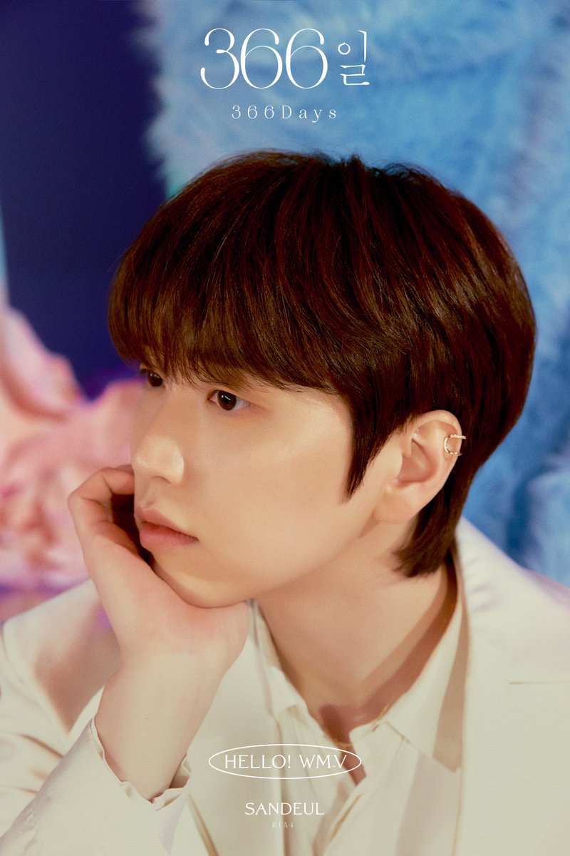 WM_ent's tweet photo. HELLO! WM_V [366일] #산들

2024.02.29 6PM (KST)

#HELLO_WM_V
#B1A4 #SANDEUL https://t.co/NbVNHo7tGN