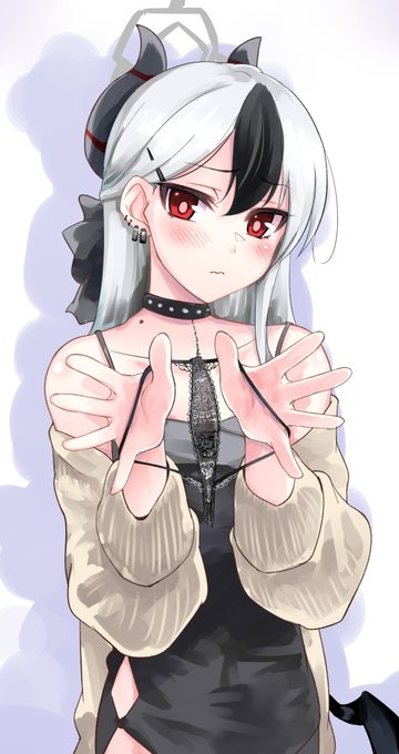 カヨコの紐の正体すけすけランジェリー説 