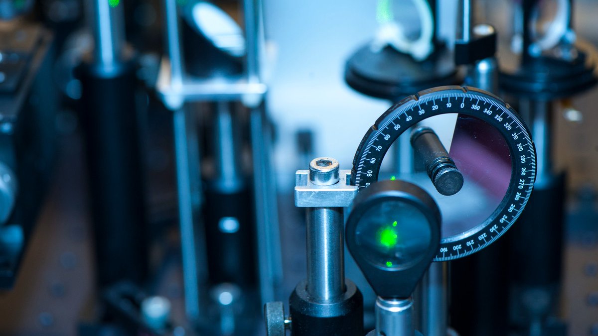 Interested in studying one of our Physics MSc programmes? 🤔

Did you know we're awarding scholarships of £6,000 to new international students, and £1,400 to new UK students joining one of our Physics MScs in September! 

Find out more &amp; view eligibility➡️ strath.ac.uk/studywithus/sc…